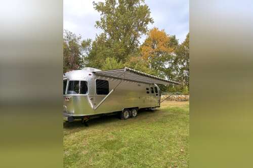 2024 Airstream CLASSIC 30RB in airmont NY