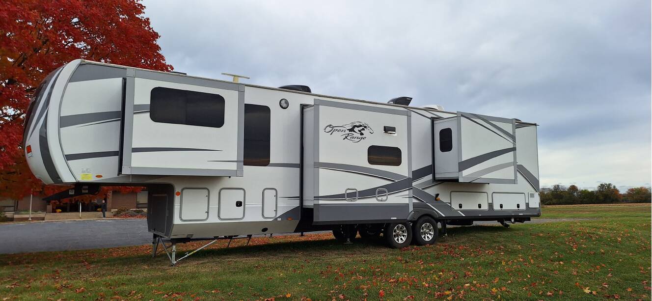A photo of this 2021 Highland Ridge OPEN RANGE 373RBS
