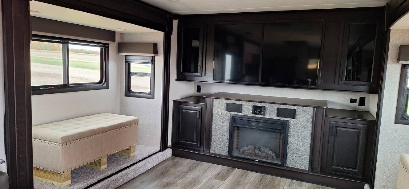 A photo of this 2021 Highland Ridge OPEN RANGE 373RBS
