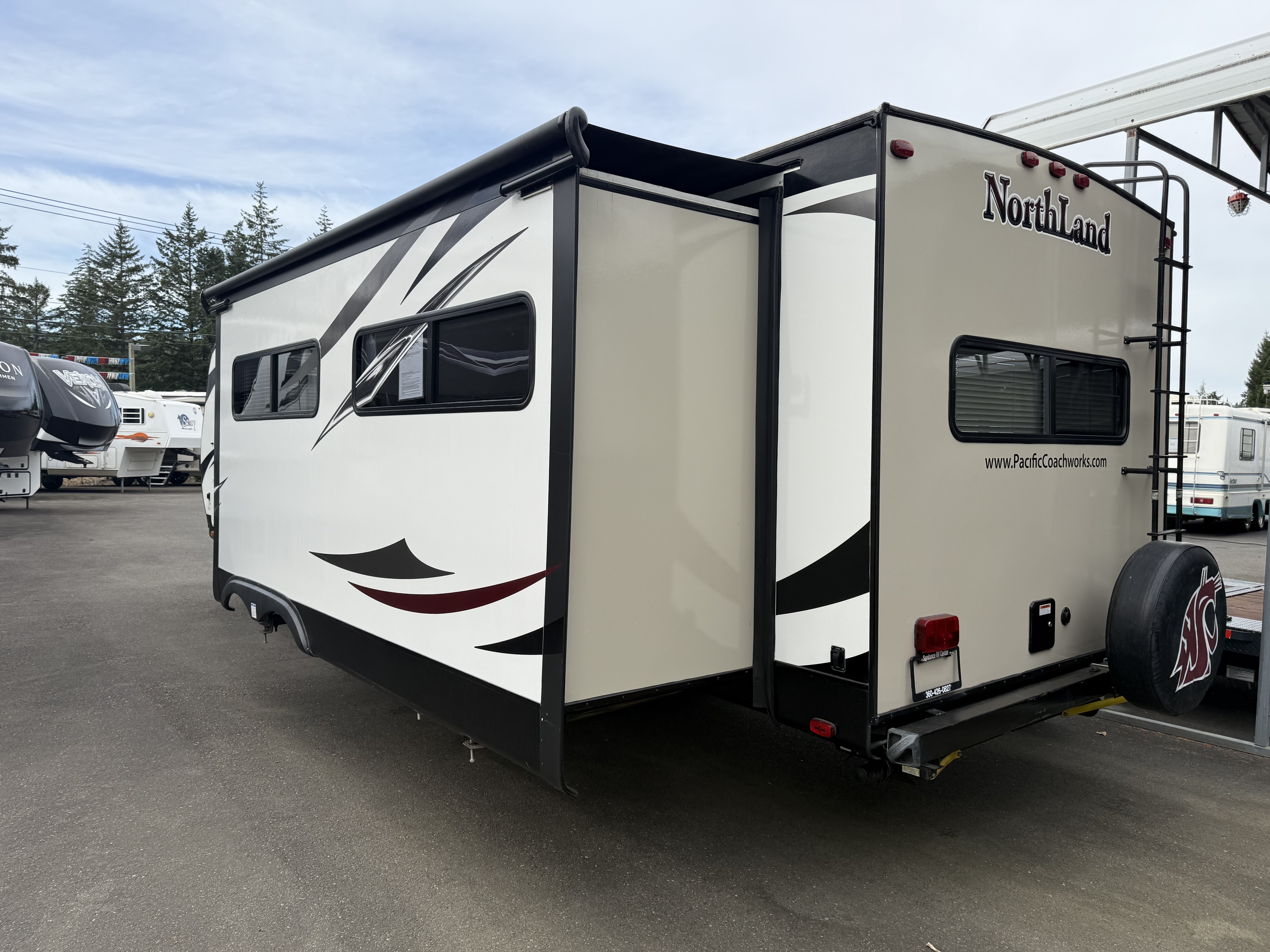 2016 Pacific Coachworks NORTHLAND 27RLSS in shelton WA