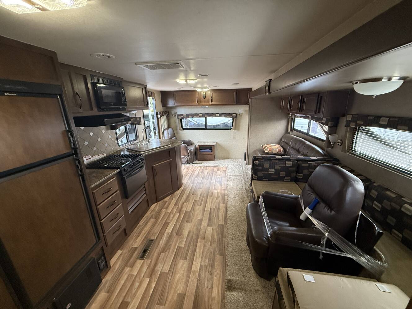 A photo of this 2016 Pacific Coachworks NORTHLAND 27RLSS