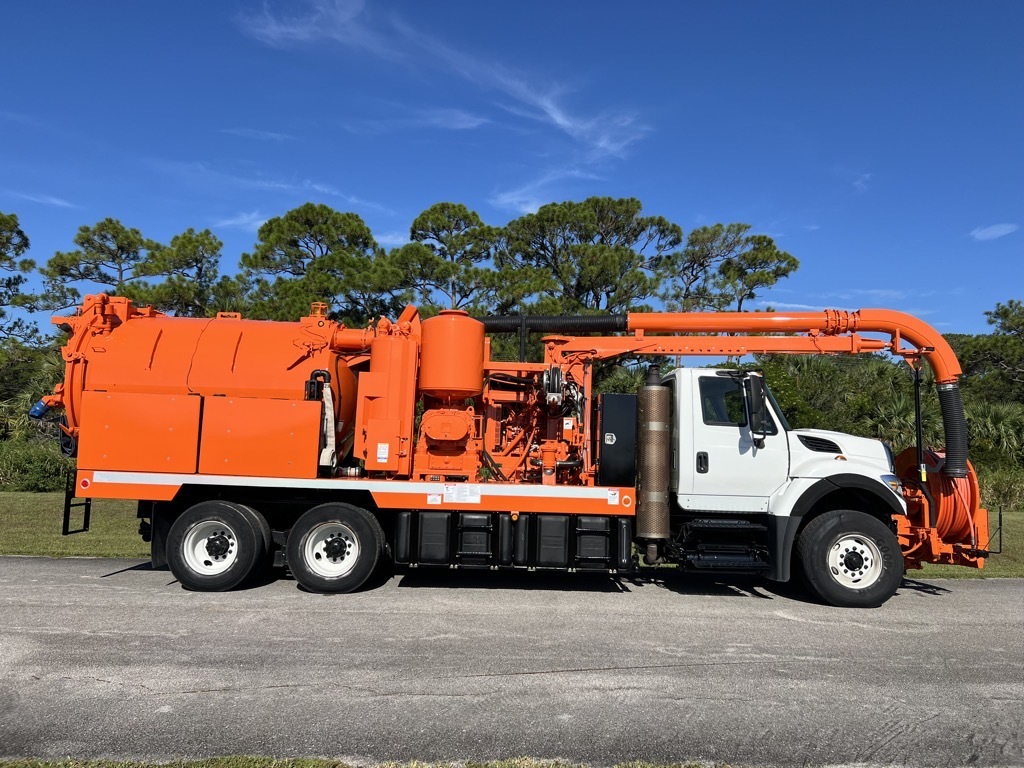 2012 VAC-CON VDP3611LHAE-O in Fort Pierce, FL