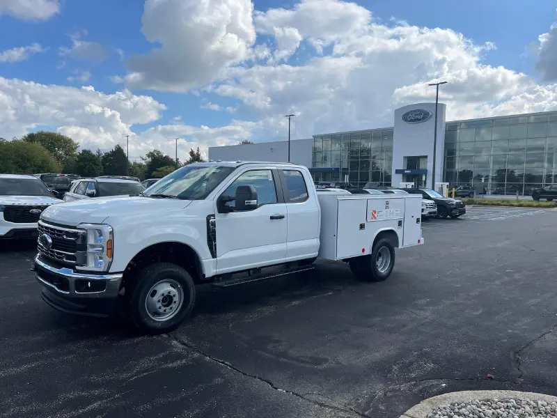 2025 FORD F350