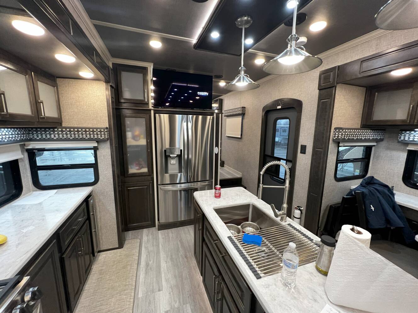 A photo of this 2023 Luxe ELITE 44FL