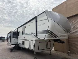 2022 KEYSTONE MONTANA 3931FB