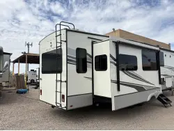 2022 KEYSTONE MONTANA 3931FB