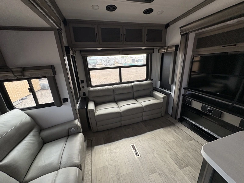 2022 KEYSTONE MONTANA 3931FB