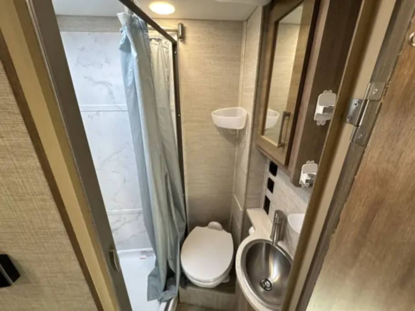 A photo of this 2021 Jayco MELBOURNE PRESTIGE 24TP
