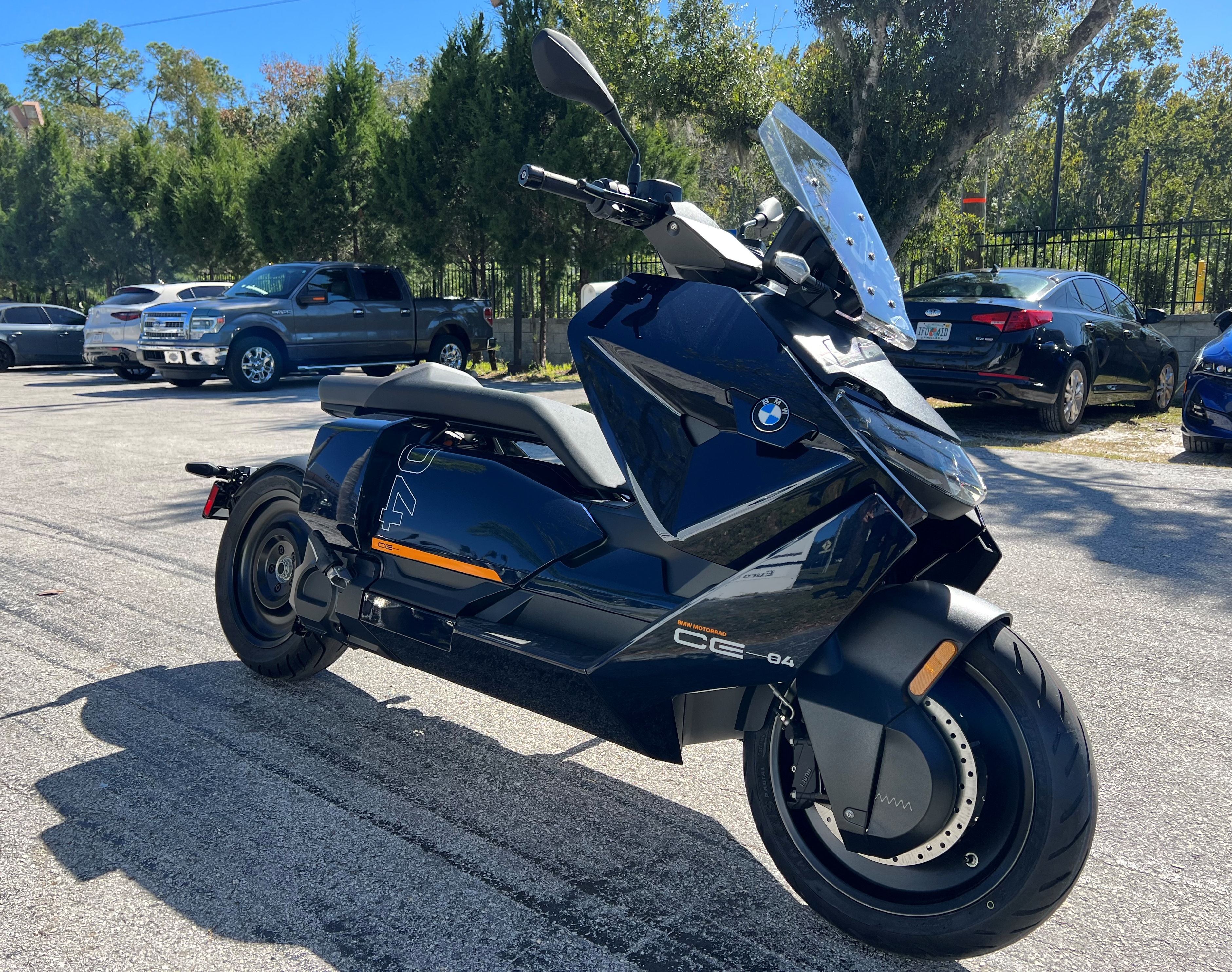 2025 BMW CE 04 04 in Odessa, FL