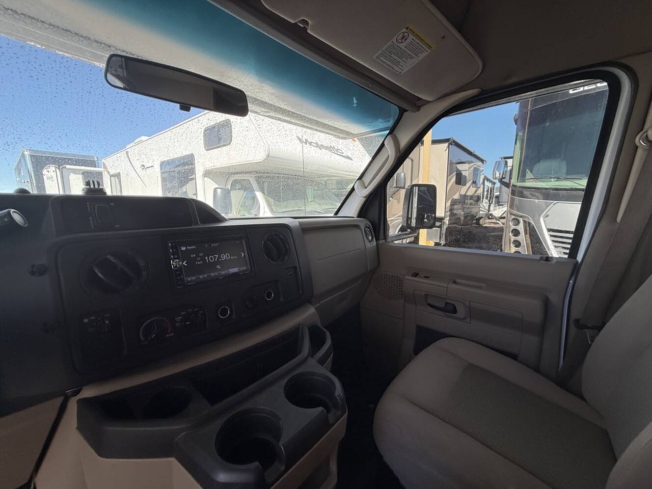 A photo of this 2018 Winnebago OUTLOOK 25J