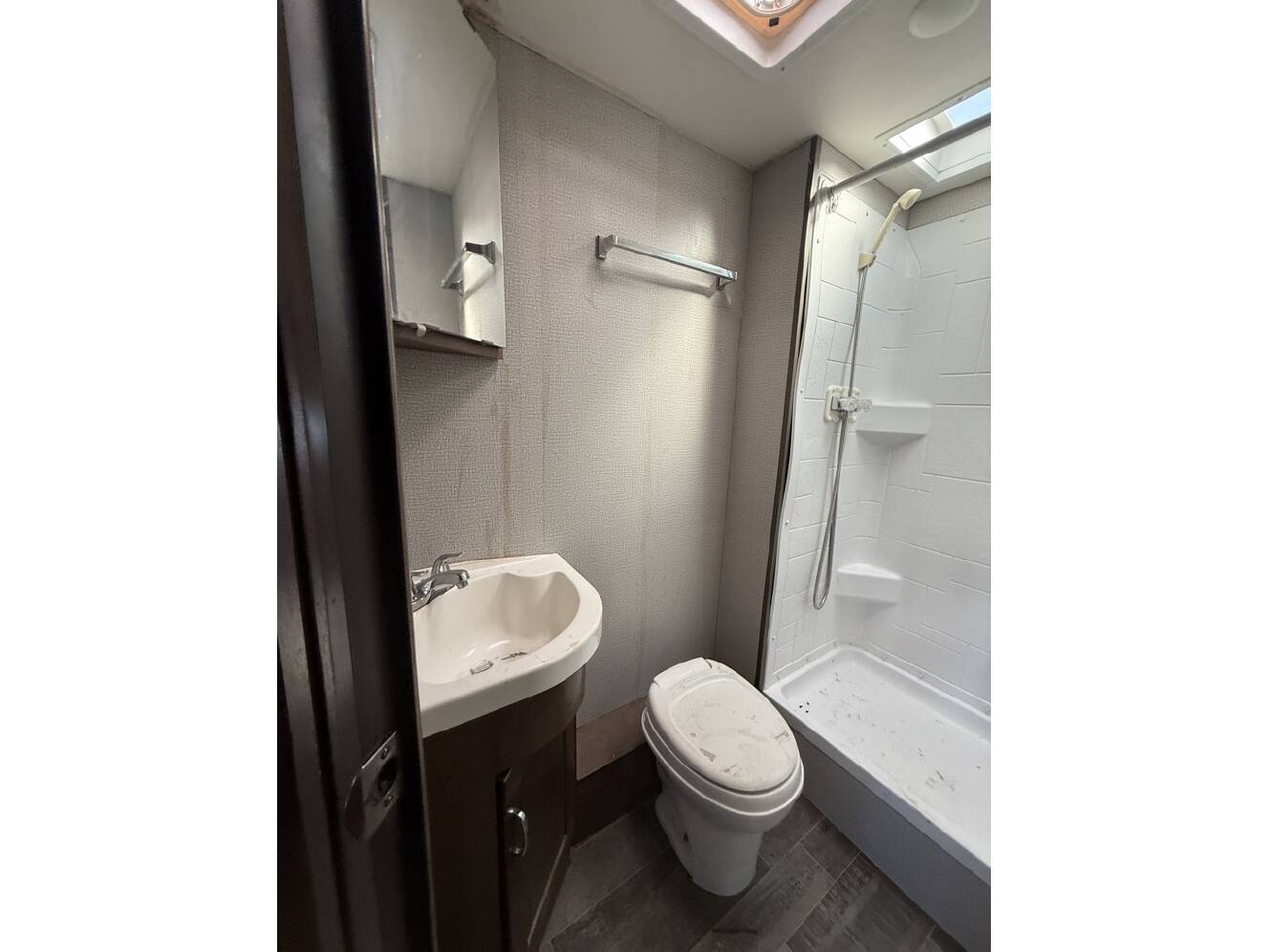 A photo of this 2018 Winnebago OUTLOOK 25J