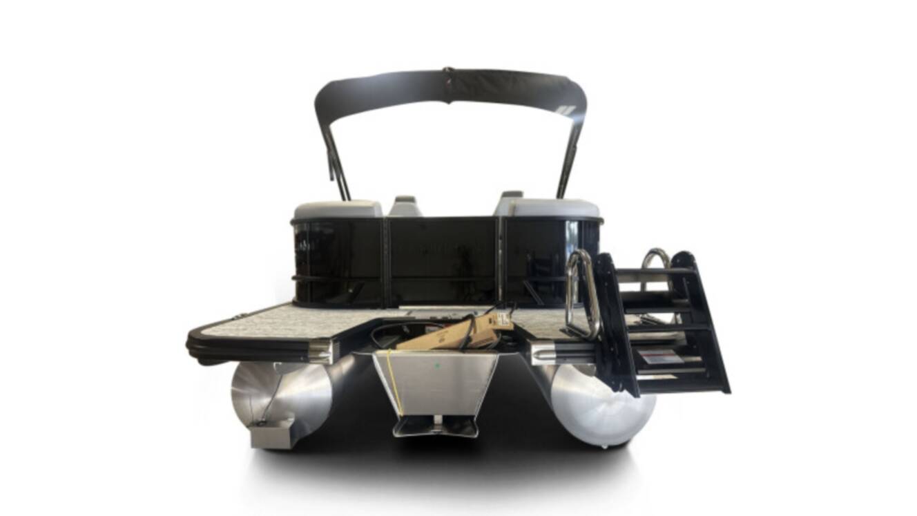 A photo of this 2026 Bennington 22 SSRSE