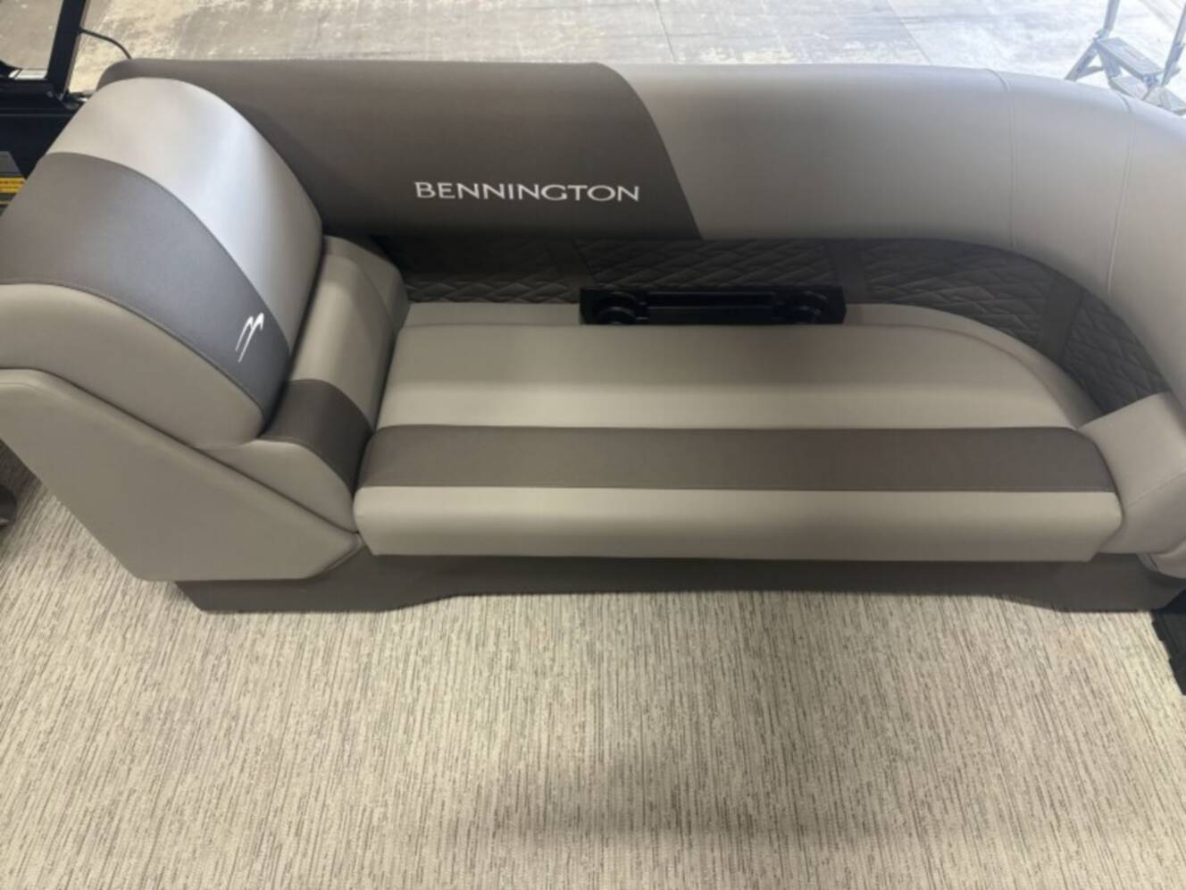 A photo of this 2026 Bennington 22 SSRSE