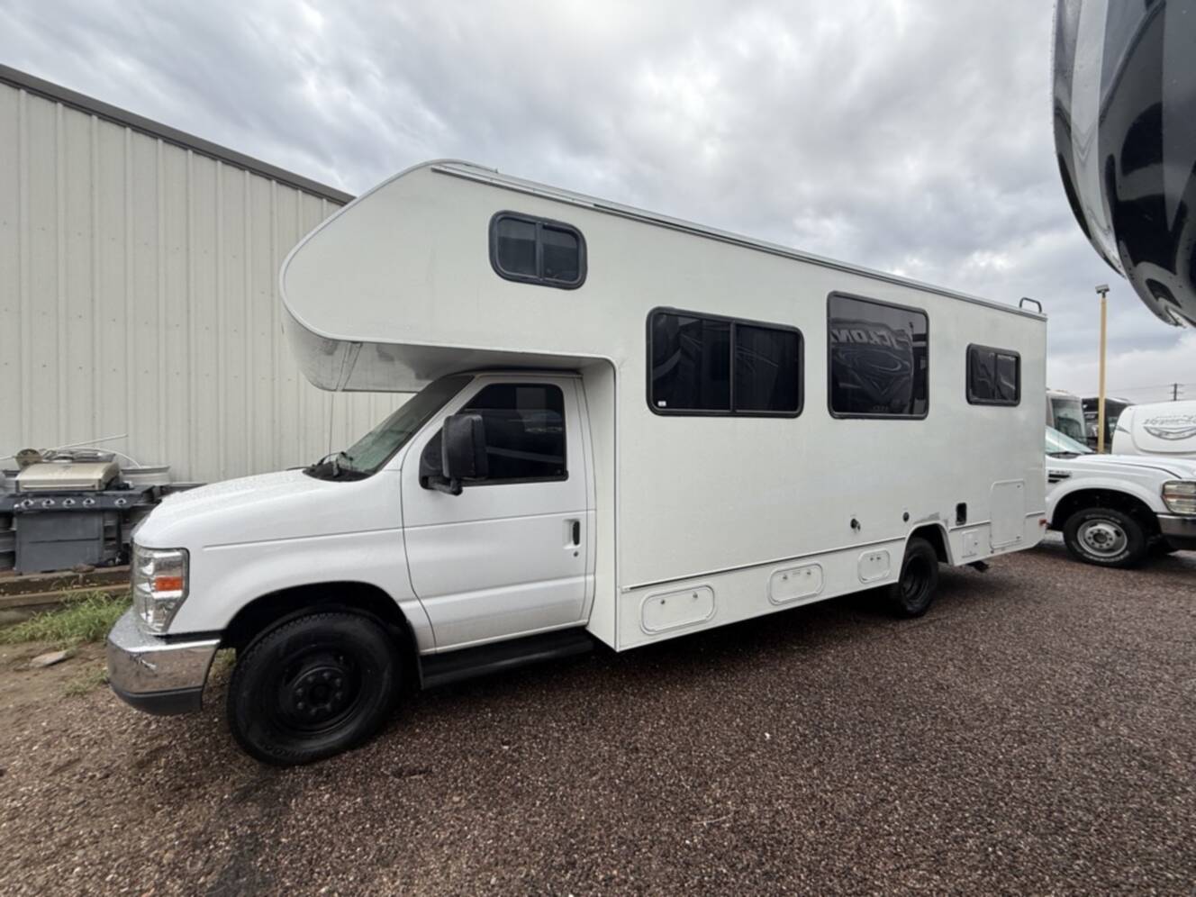 A photo of this 2018 Winnebago OUTLOOK 25J