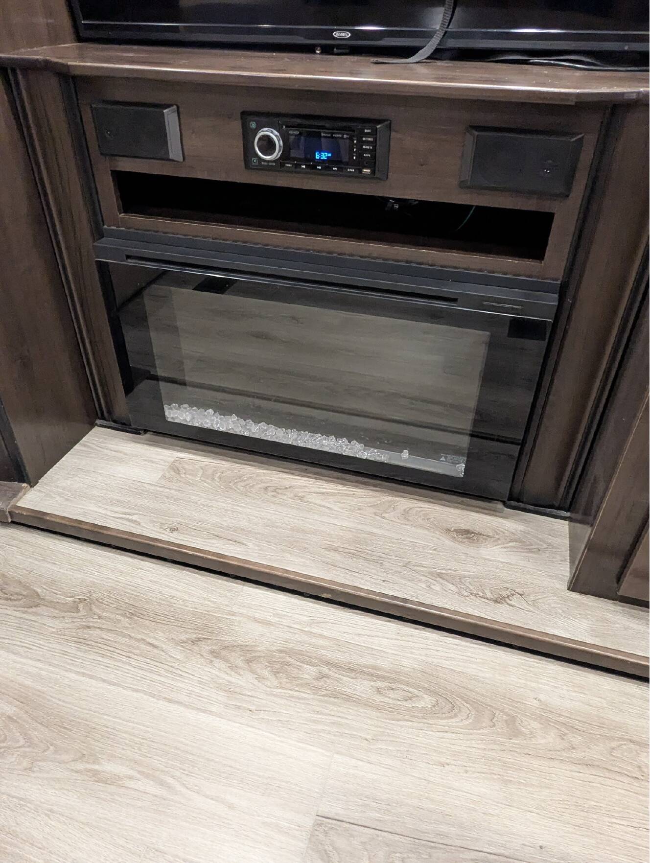 A photo of this 2019 Forest River CEDAR CREEK SILVERBACK 33IK