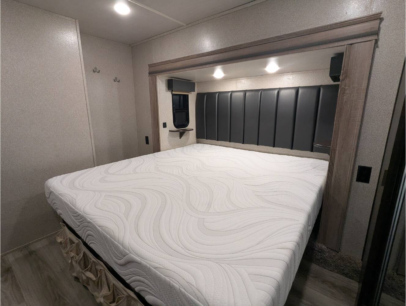 A photo of this 2019 Forest River CEDAR CREEK SILVERBACK 33IK