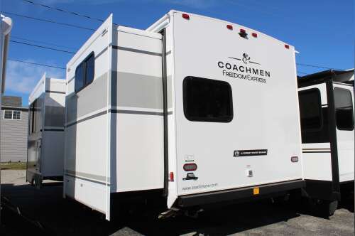 2026 Coachmen FREEDOM EXPRESS 271BHE in bradner OH