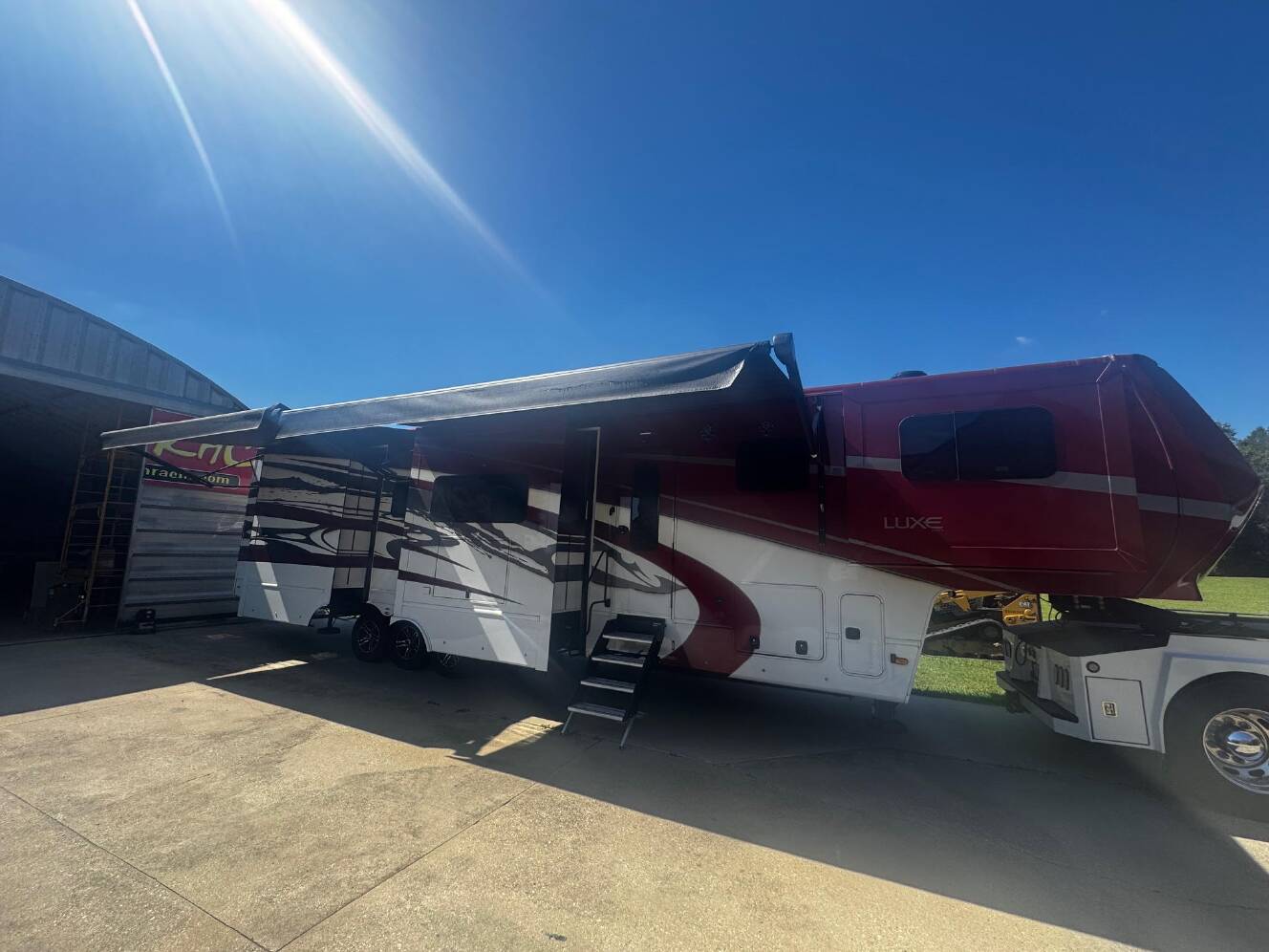 A photo of this 2023 Luxe ELITE 44FL