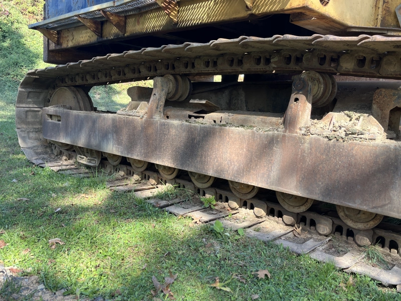 1977 CATERPILLAR 235