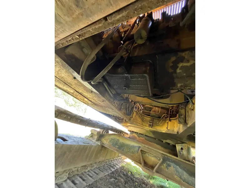 1977 CATERPILLAR 235