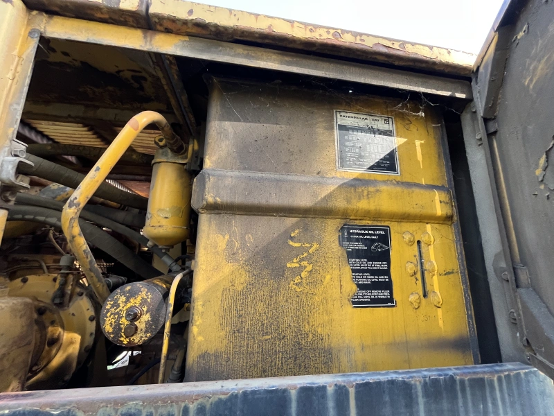1977 CATERPILLAR 235