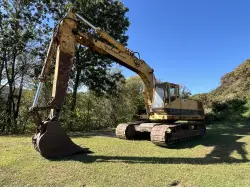 1977 CATERPILLAR 235
