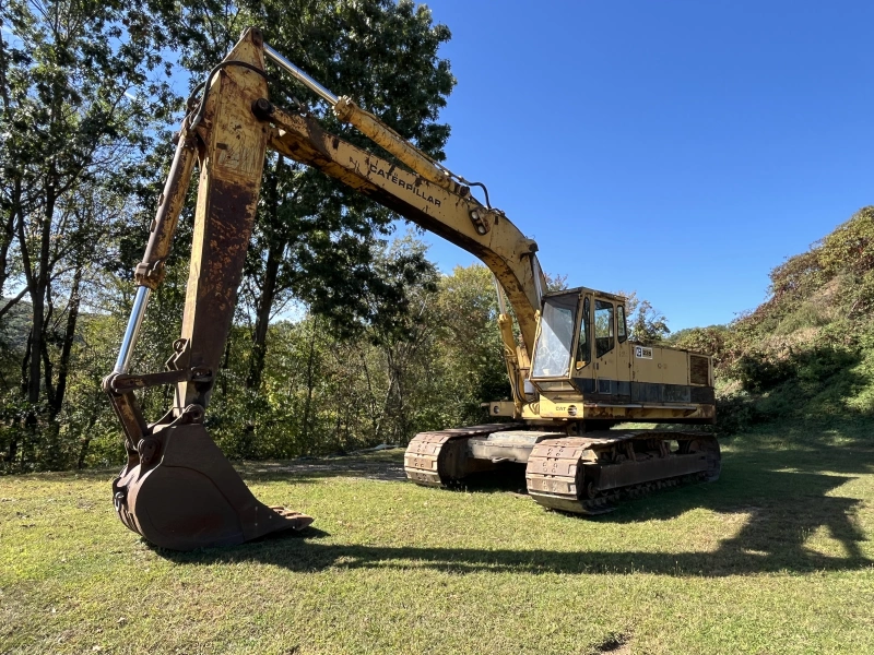 1977 CATERPILLAR 235