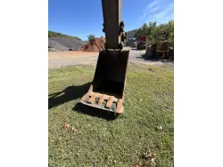 1977 CATERPILLAR 235