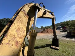 1977 CATERPILLAR 235