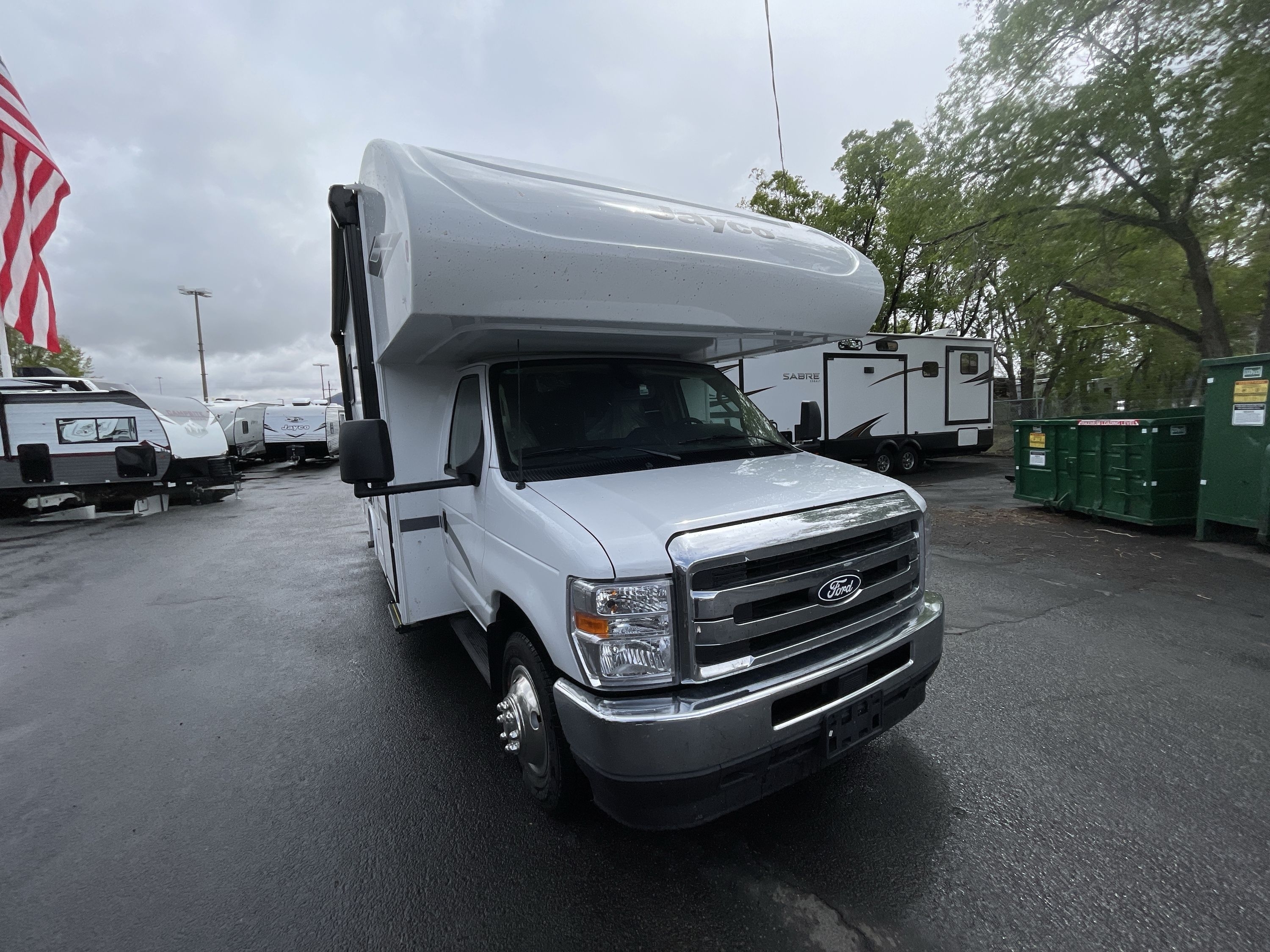 68ed605bcce53129965c8556.jpg?