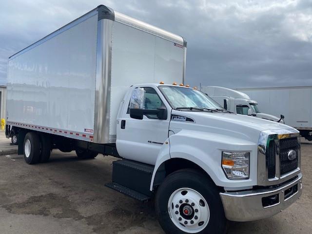 2024 Ford F-750 SuperCab photo 2