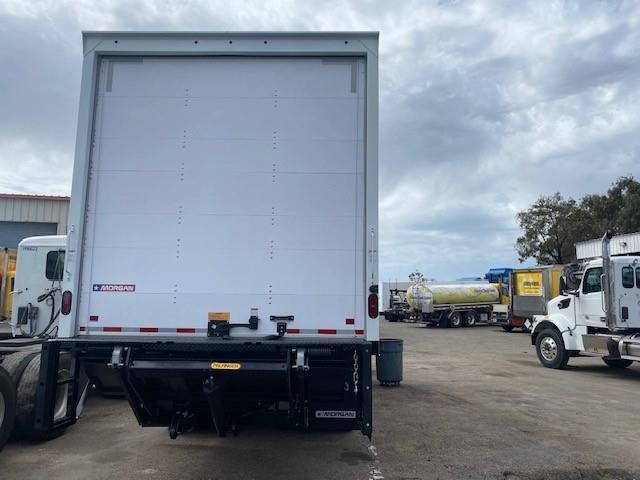 2024 Ford F-750 SuperCab photo 3