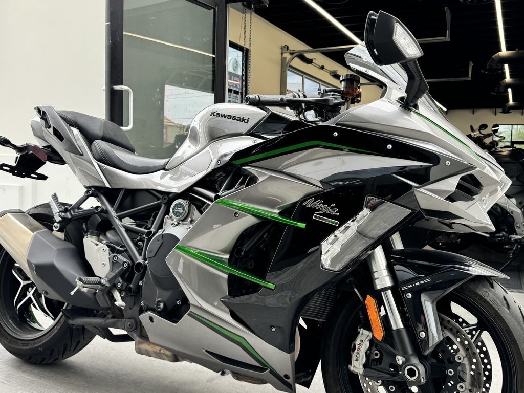 【YOU】 Experience Luxury Pool Days at Paris Las Vegas Hotel | TikTok