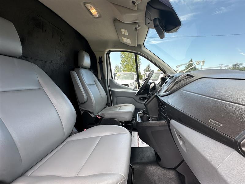 2018 Ford Transit Cargo photo 4
