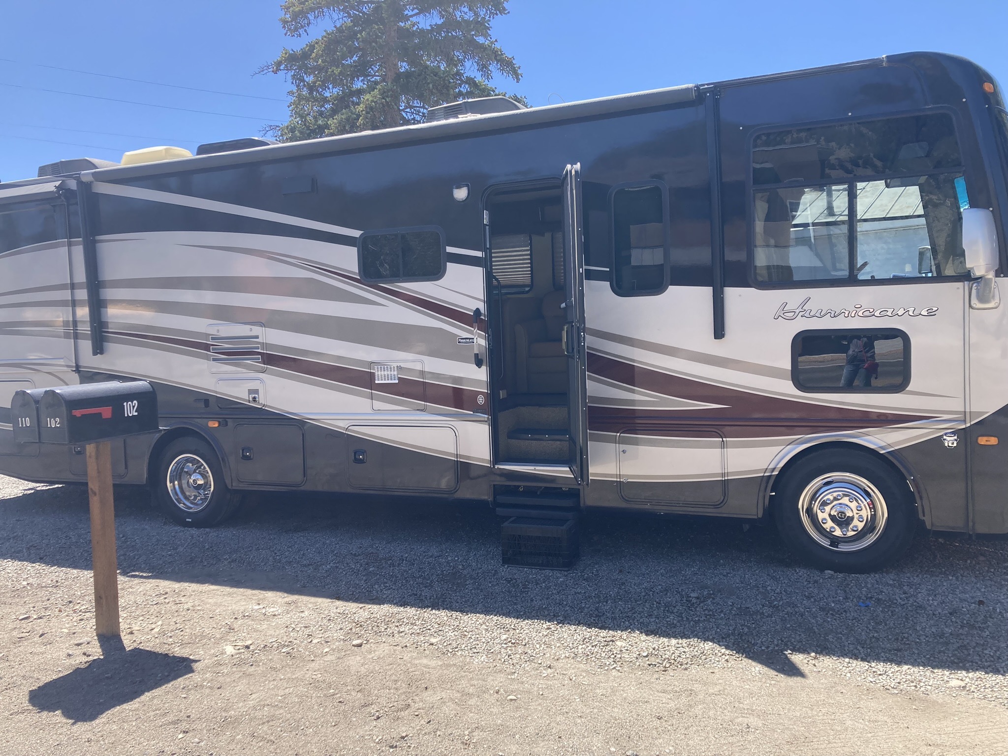 2014 Thor Motor Coach HURRICANE 32A in evergreen CO