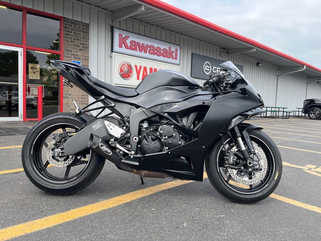 Used 2024 Kawasaki Ninja Zx 6R Abs For Sale in Shawnee, KS