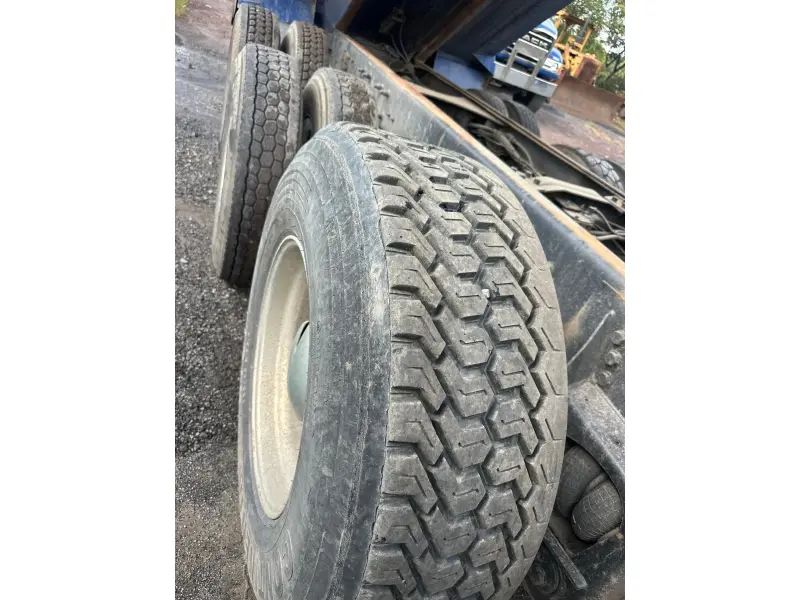 2007 MACK Granite CV713