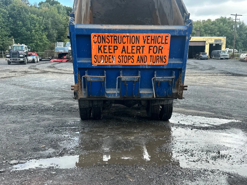 2007 MACK Granite CV713