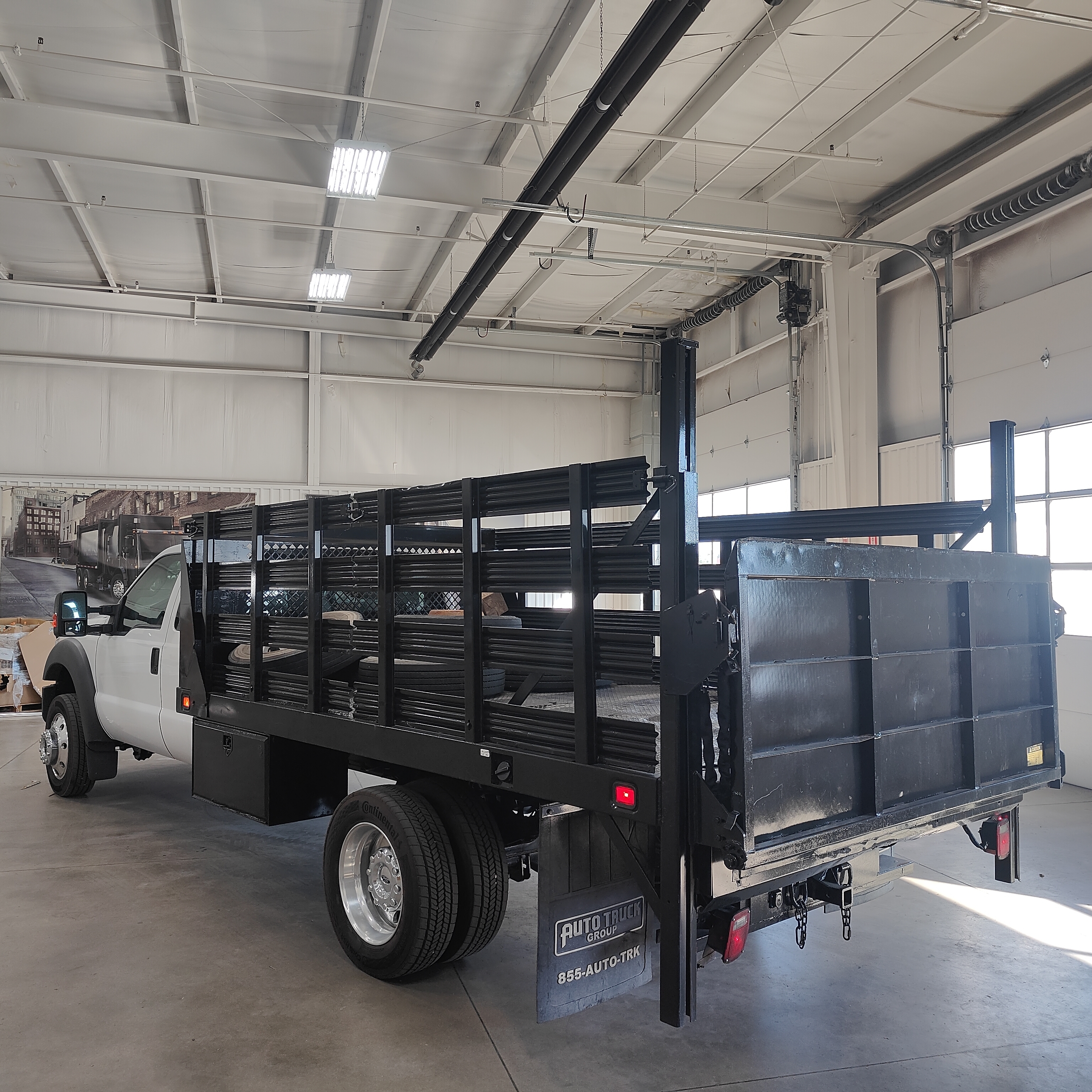 2015 Ford F-450 photo 2