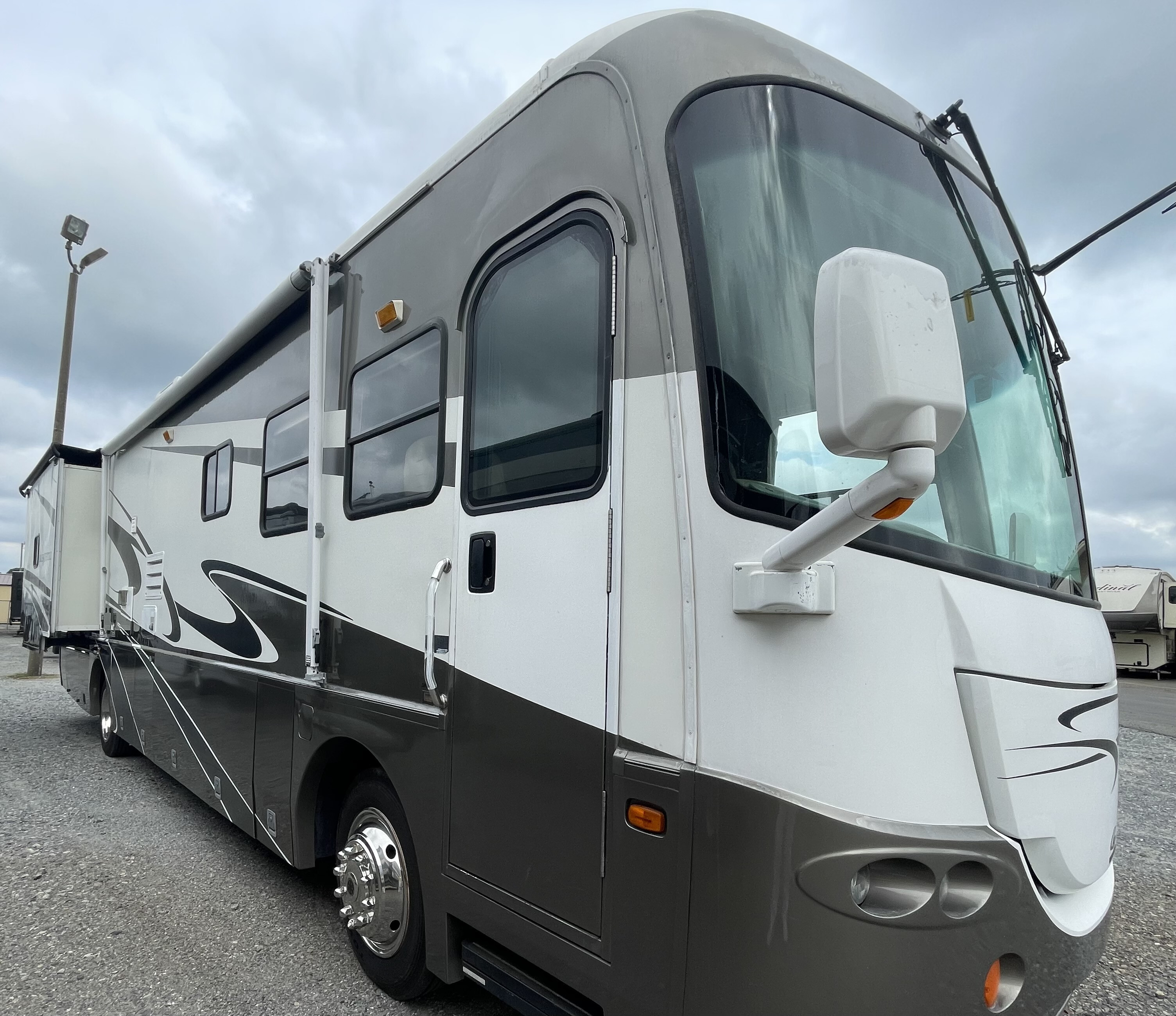 2006 Coachmen 382DS in kings mountain NC