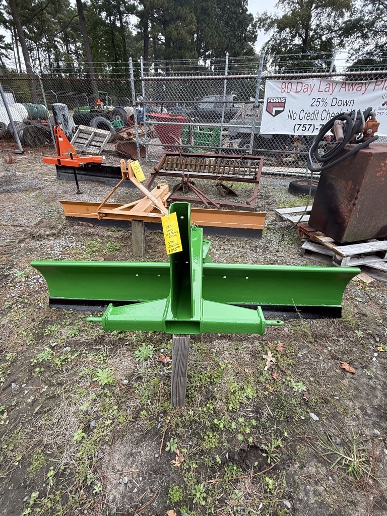JOHN DEERE 7ft Scrape Blade in Accomac, VA