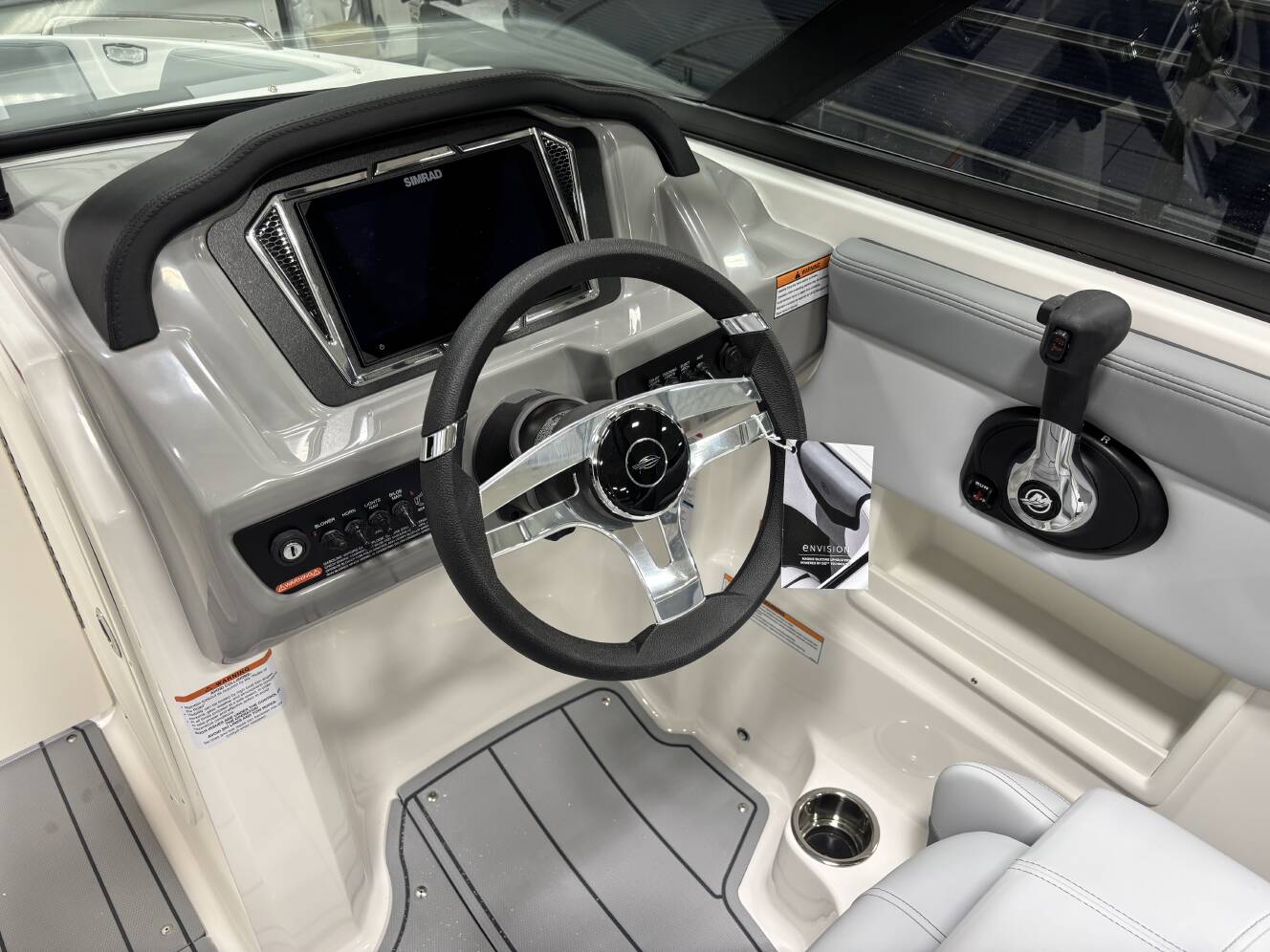 A photo of this 2026 Chaparral Boats 23 SSi