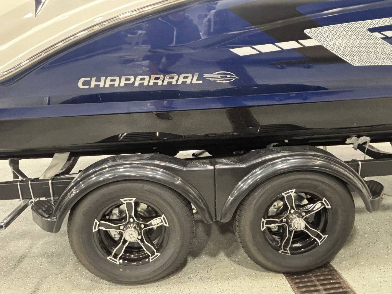 A photo of this 2026 Chaparral Boats 23 SSi