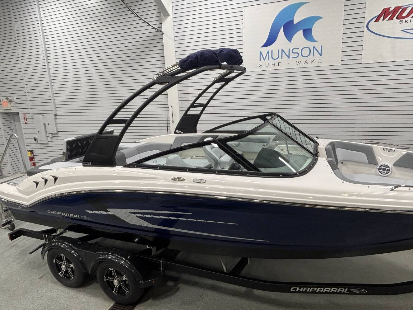 A photo of this 2026 Chaparral Boats 23 SSi
