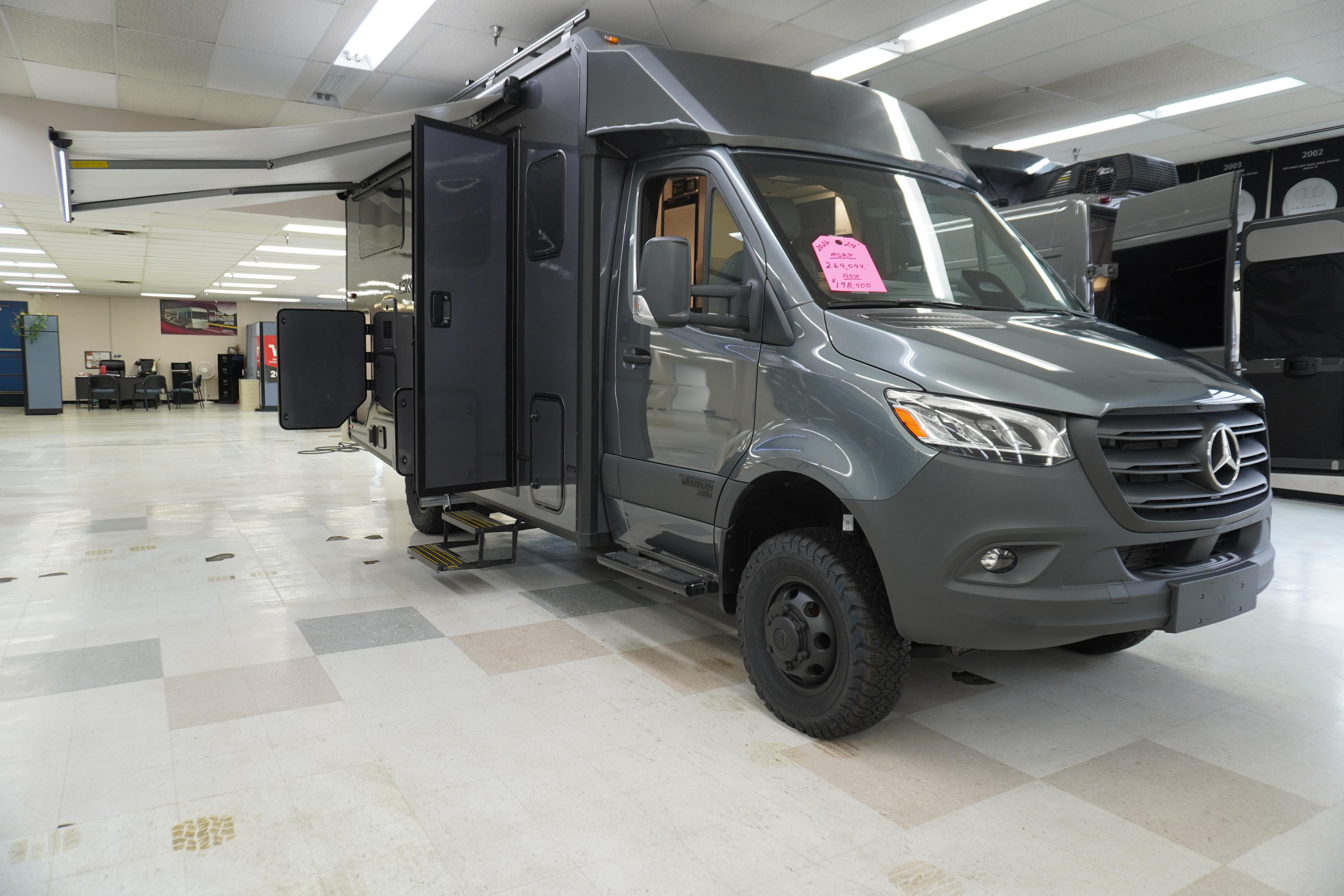 2026 Winnebago EKKO 23B RV