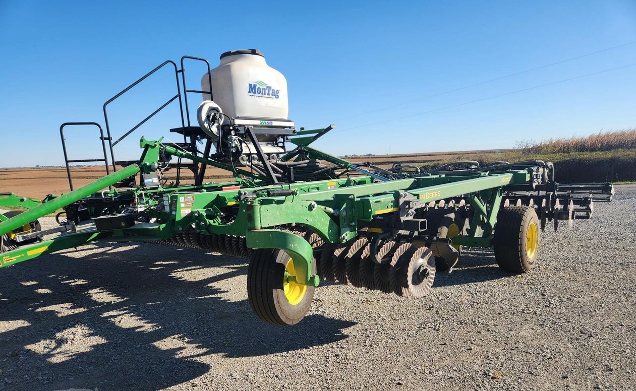 2022 JOHN DEERE 2660VT in Griswold, IA