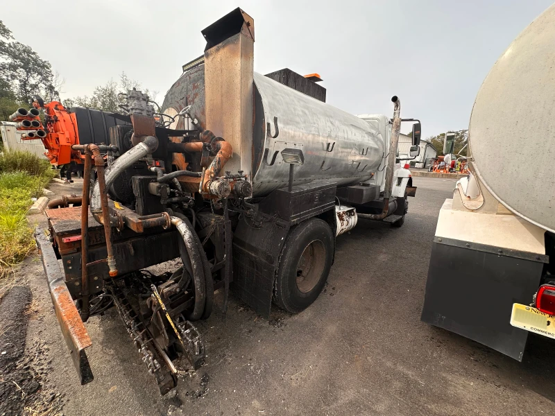 2002 INTERNATIONAL Workstar 7400
