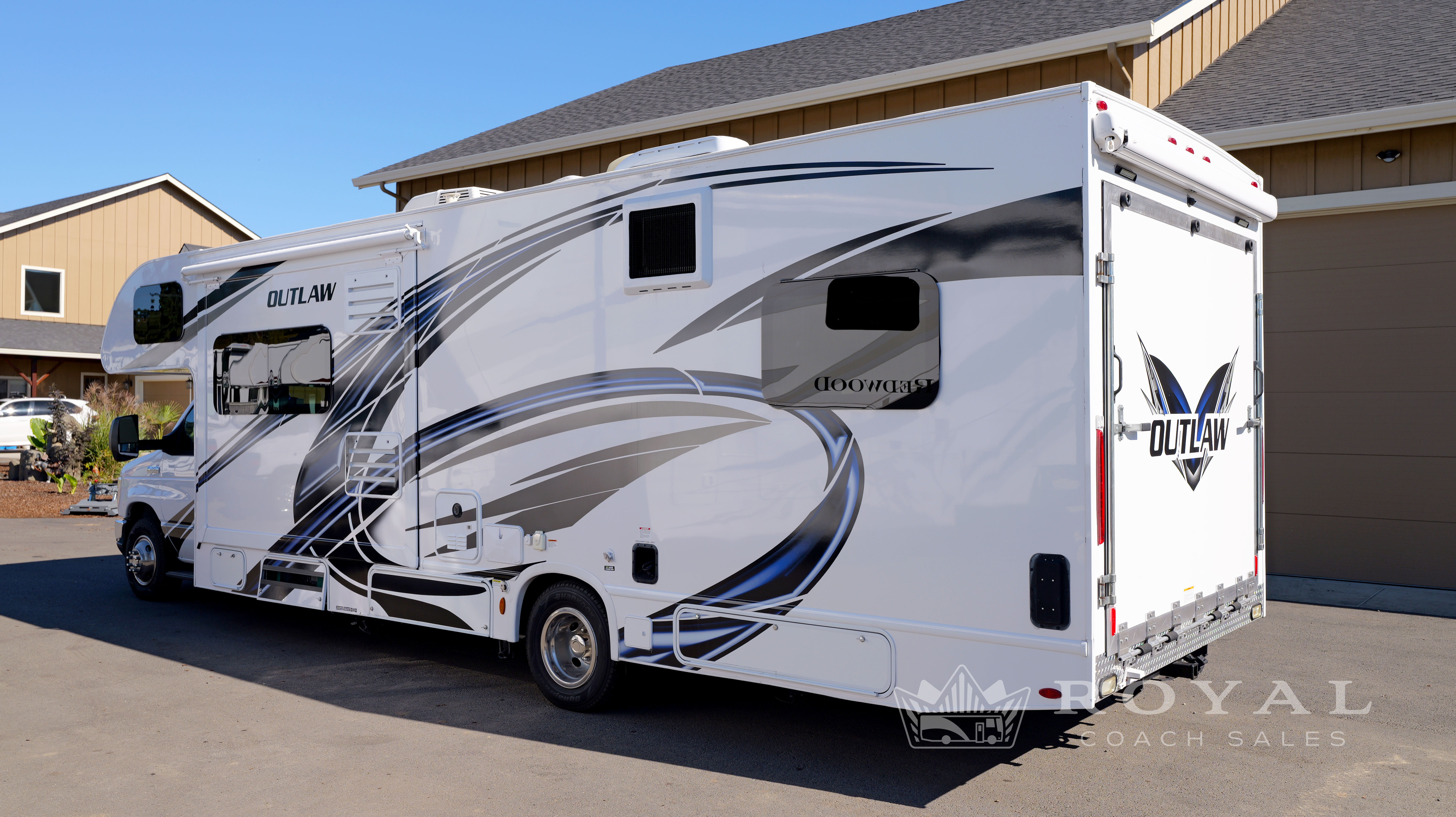 2023 Thor Motor Coach OUTLAW 29J in eugene OR