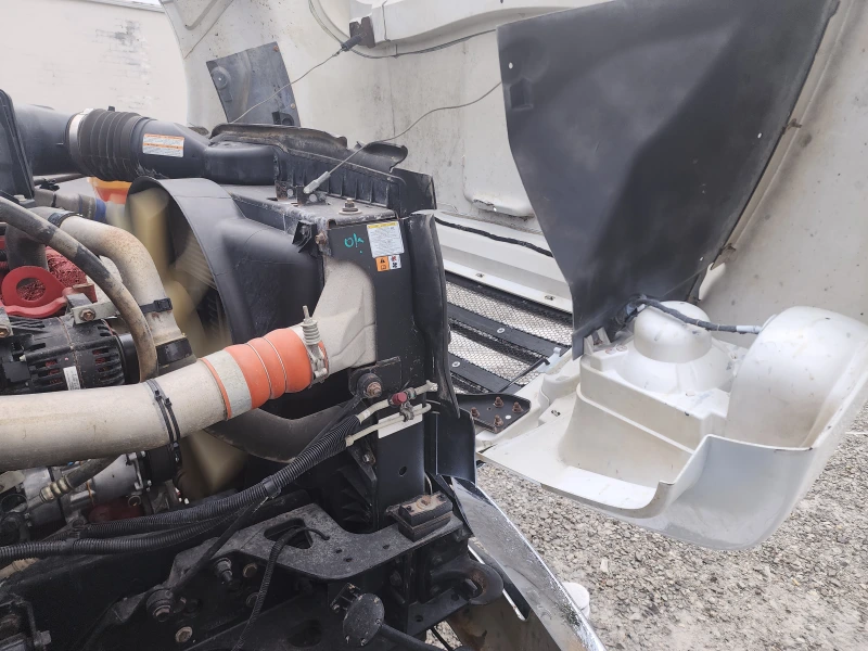 2015 FORD F750 XL SUPER DUTY w/LEDWELL 2000-gal WATER TANKER