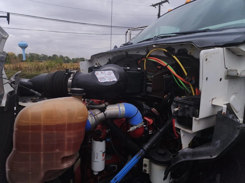 2015 FORD F750 XL SUPER DUTY w/LEDWELL 2000-gal WATER TANKER
